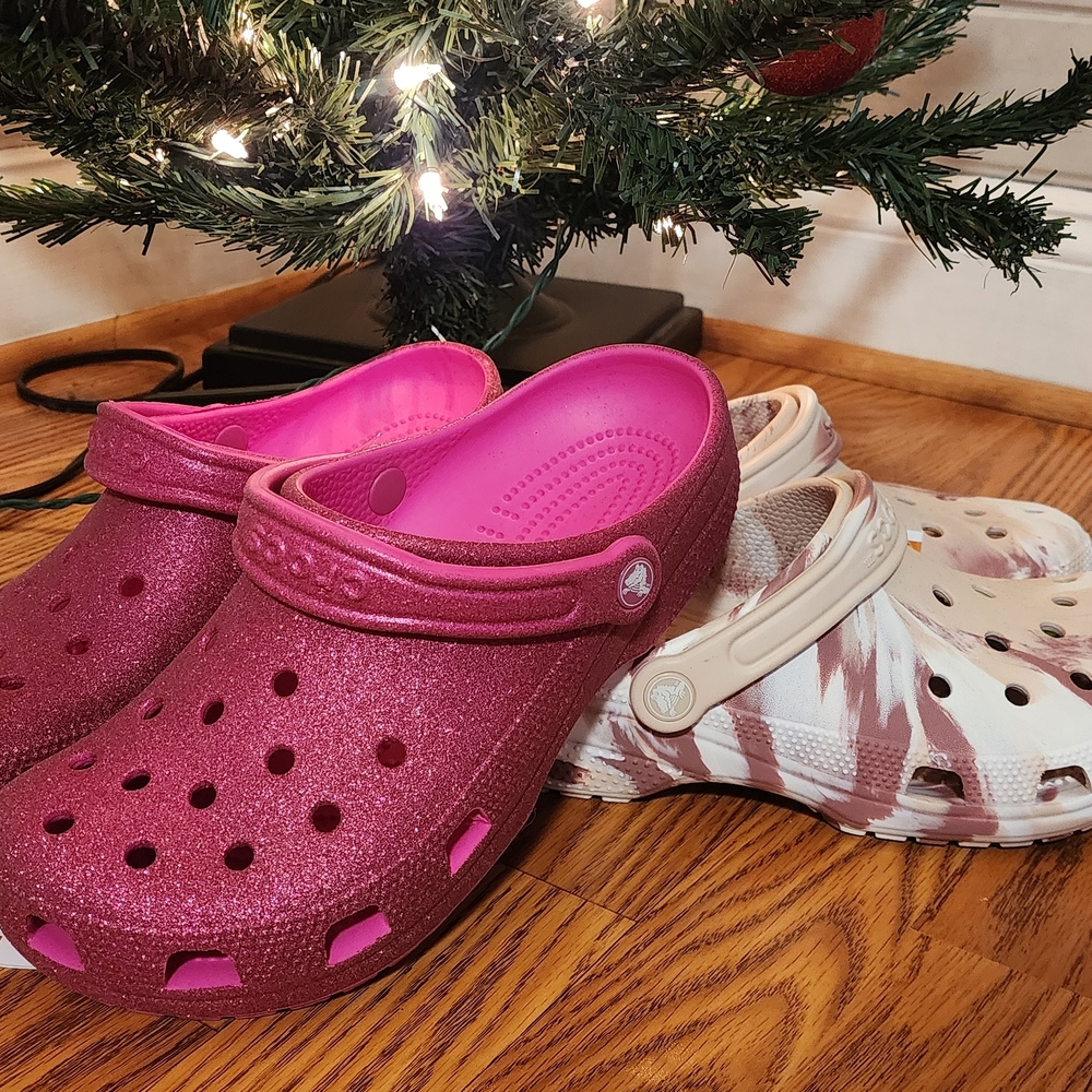 Glittery Pink Women's Clogs
